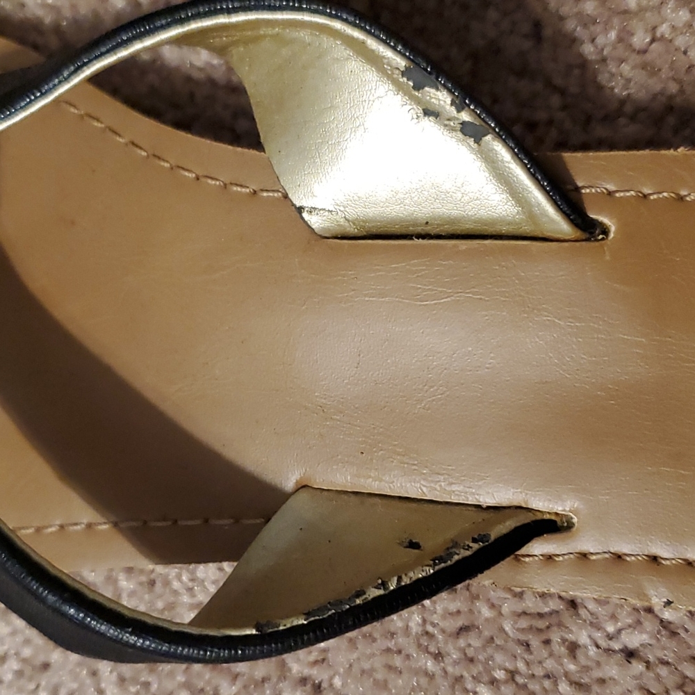 Sandals - Picture 2 of 3